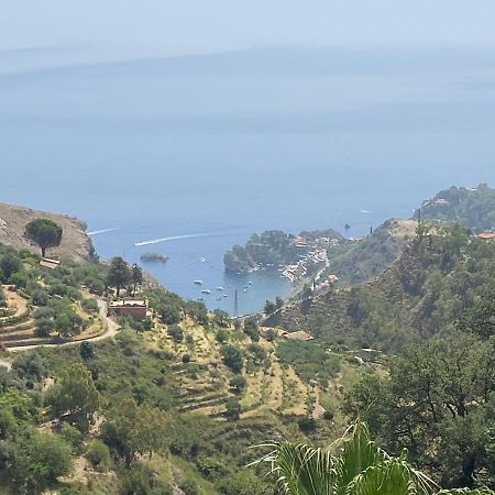 Mi 'Ffaciu E Mi Ricriu Casa Vacanze Castelmola Bagian luar foto